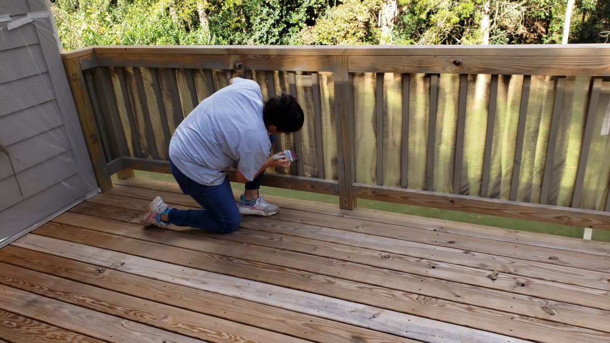 Deck Pressure Washing Before Staining, Huntersville, Nc – Residential Painting.Contractors